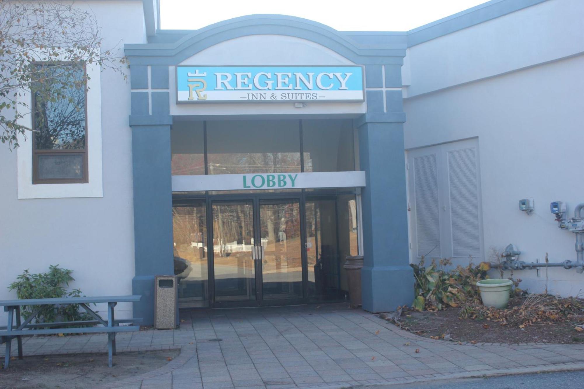 Regency Inn & Suites New London Mystic Exterior foto